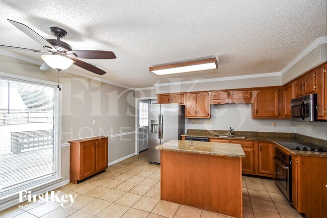 Foto del edificio - 1465 Fox Trace Dr