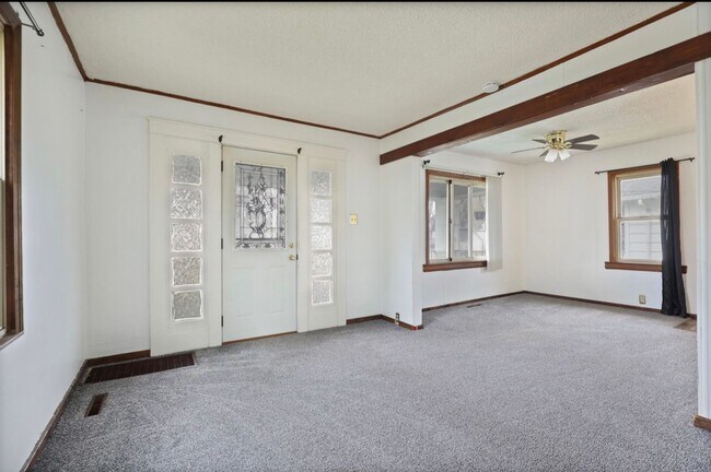 Foto del edificio - Charming 2 Bedroom, 1 Bath Home on Reed St – Move-In Ready!