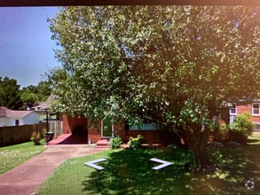 Building Photo - 3419 Oakwood Blvd