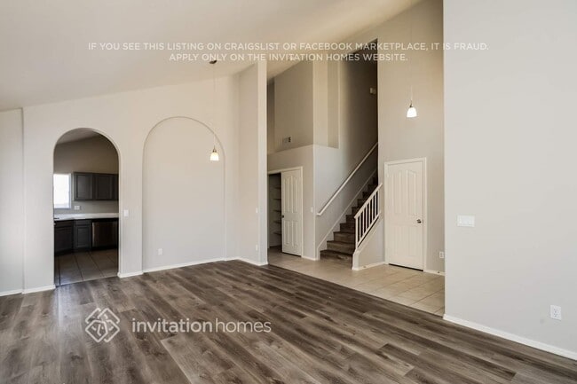 Building Photo - 687 W Country Estates Ave