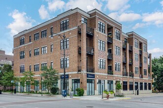 Building Photo - 4755 N Washtenaw Ave
