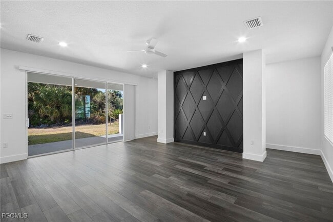 Building Photo - 4469 Enid Ln