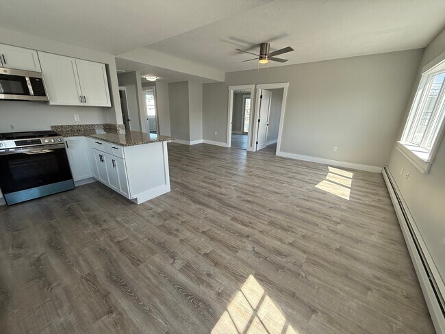 Foto del edificio - 158 Ashworth Ave