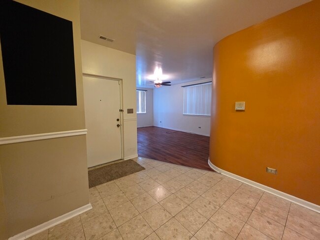 Building Photo - 6739 S Merrill Ave