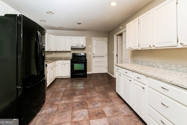 Foto del edificio - 2764 Twin Springs Dr