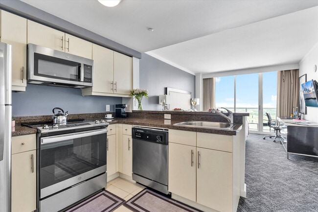 Building Photo - 2889 McFarlane Rd