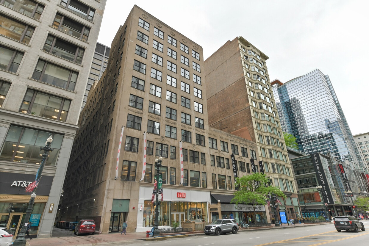 Primary Photo - 20 N State St