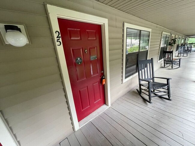 Foto del edificio - Beautiful One Bedroom Apt in Cotswold Neig...