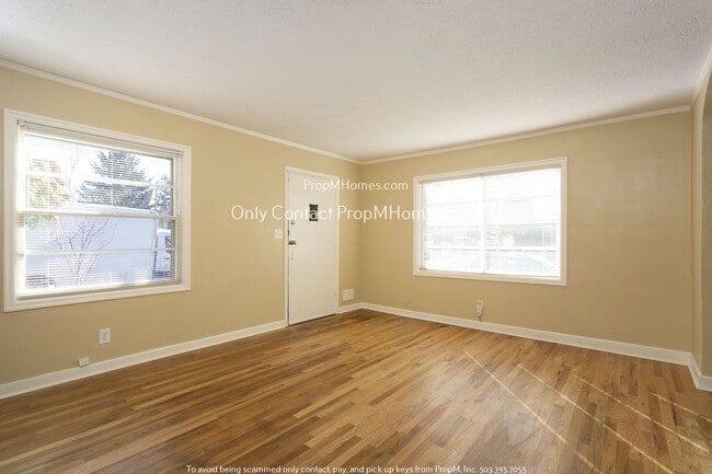 Building Photo - 3031 SE 52nd Ave