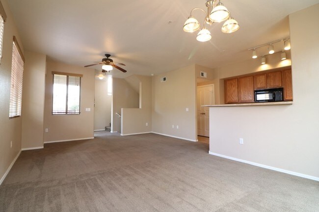 Building Photo - 2401 e rio salado parkway # 1206, tempe az