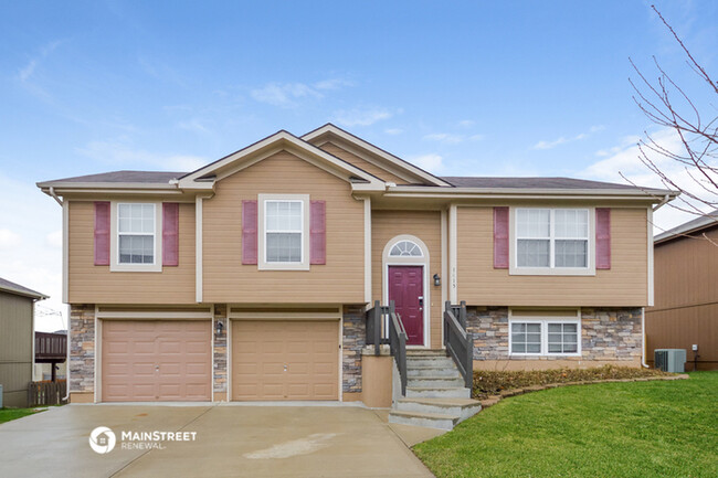 Foto del edificio - 1415 NW Hilltop Ln