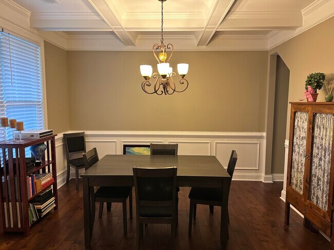 Foto del edificio - 1440 Summit Way