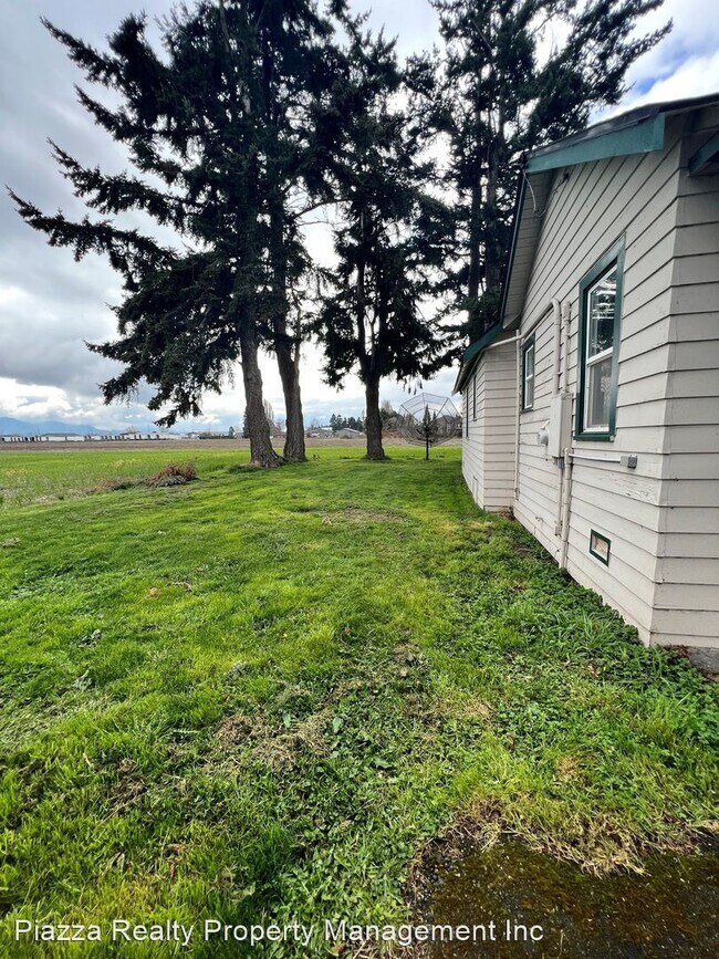 Building Photo - 3 br, 1 bath House - 15221 Beaver Marsh Rd