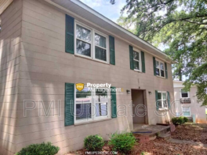 201 Chandler Dr Unit Apt 32B, Gaffney, SC 29340 Condo for Rent in