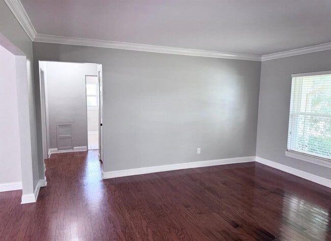 Foto del edificio - 1406 Ensenada Dr