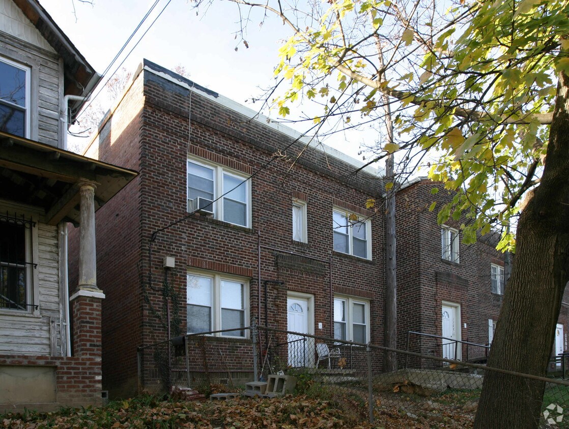 Building Photo - 1509-1511 W St SE