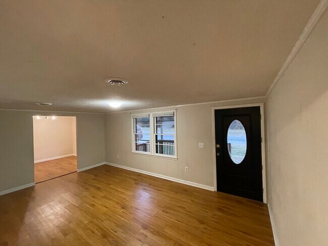 Foto del edificio - 1001 Moreland Dr