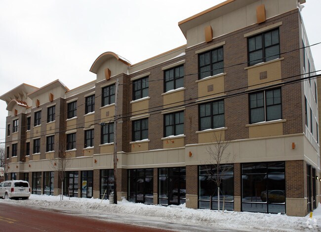 Building Photo - Uptown Village