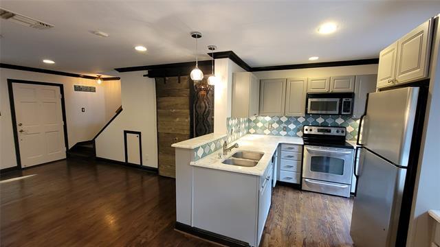 Foto del edificio - 4118 Bowser Ave