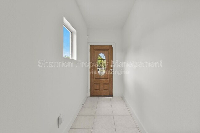 Foto del edificio - 5343 Kiam St