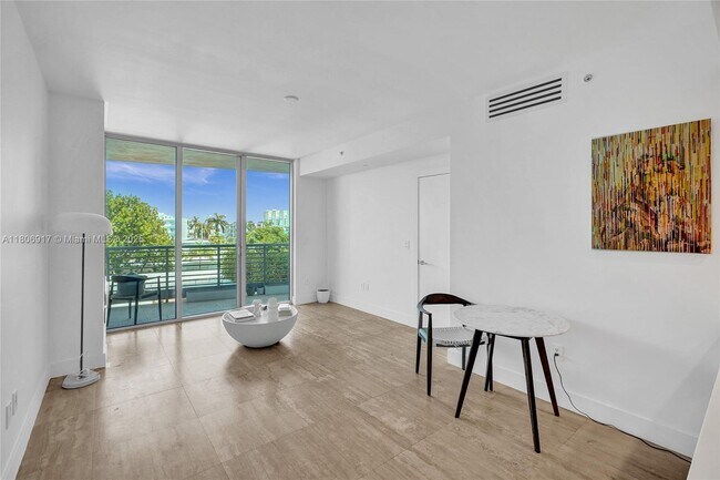 Foto del edificio - 1445 16th St