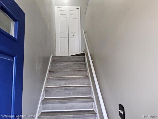 Building Photo - 15712 Orchard Ln