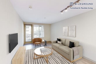 Building Photo - 121 E Rte 66