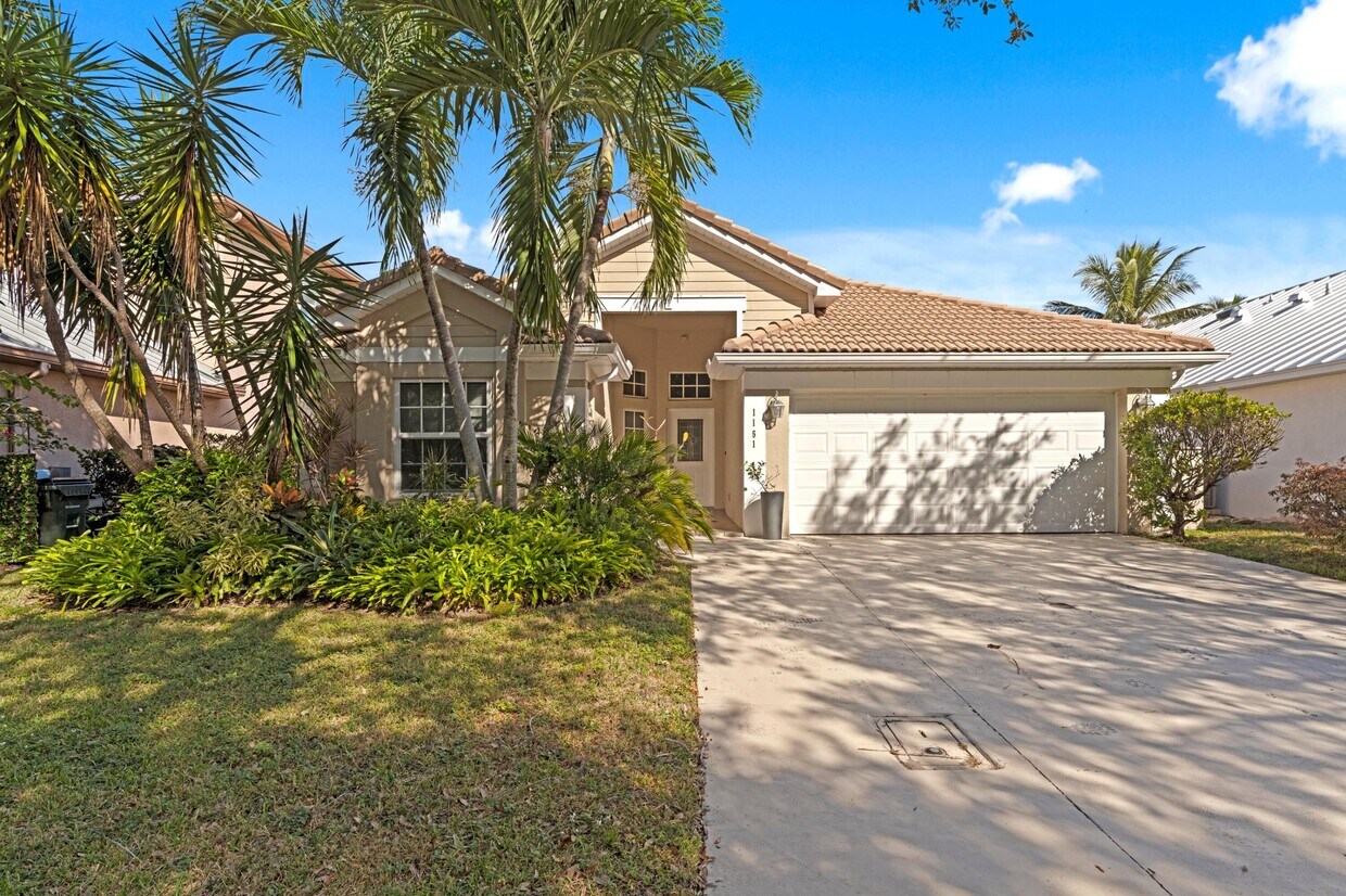 Foto principal - 1151 Delray Lakes Dr