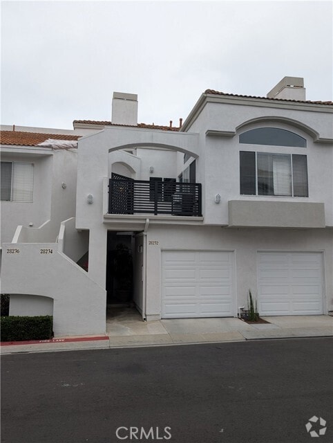 Building Photo - 28234 Via Fierro