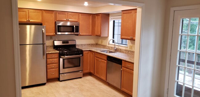 kitchen - 803 Timber Ln