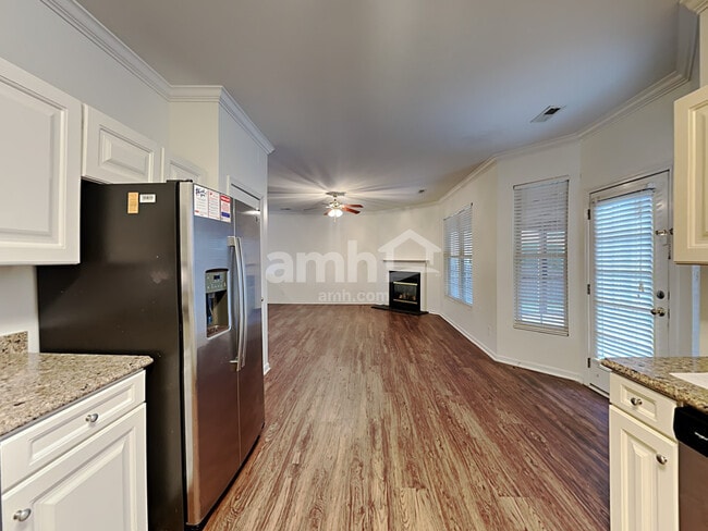 Building Photo - 4023 Cameron Creek Drive