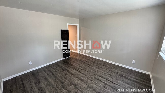 Building Photo - 1072 S Willett St