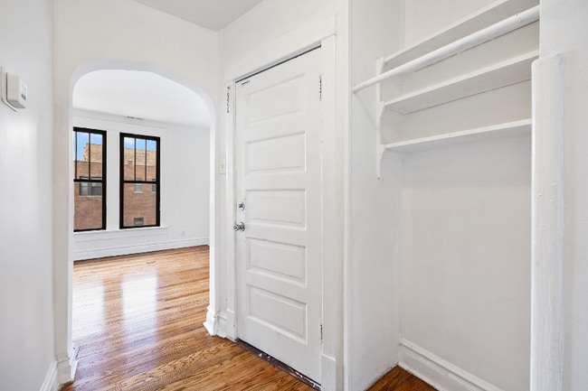 Photo - 3601 N Sacramento Ave Apartment