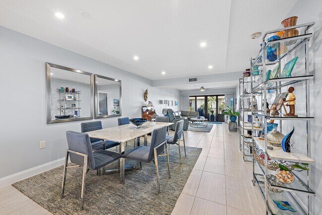 Building Photo - 1101 Seafarer Cir