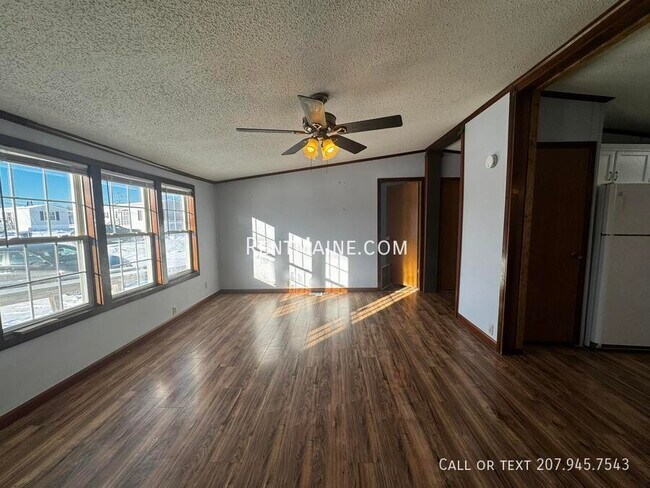 Foto del edificio - 188 F St