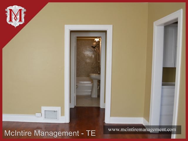 Foto del edificio - 552 S Oakland Ave