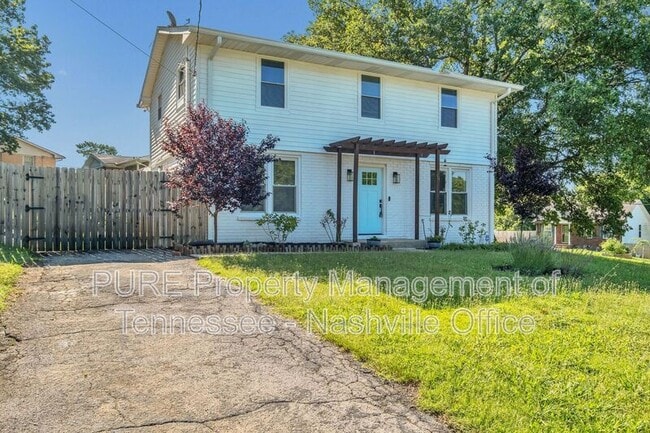 Building Photo - 2601 Oakwood Ave