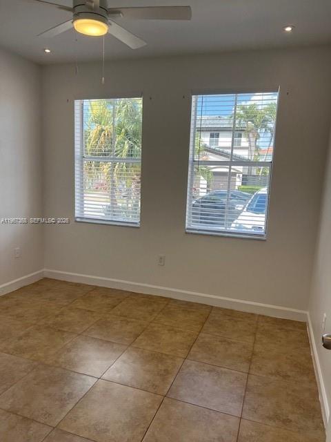 Foto del edificio - 12960 NW 9th Ln