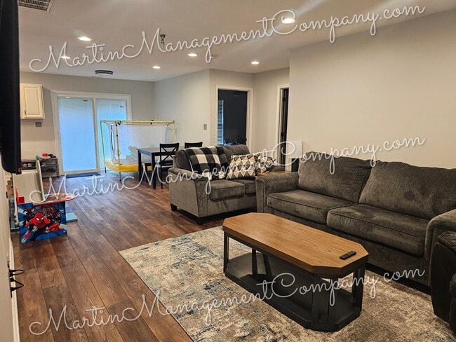 Foto del edificio - 1709 S Prospect Ave