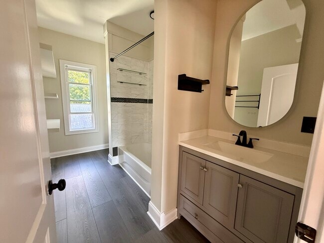 Building Photo - 615 N Montello St