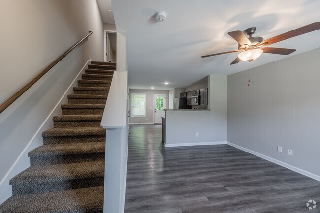 2BR, 2.5BA - 1,075SF - Entrance - Amberjack Court Townhomes