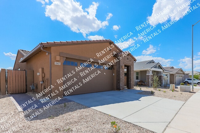 Building Photo - 8907 W Solano Dr