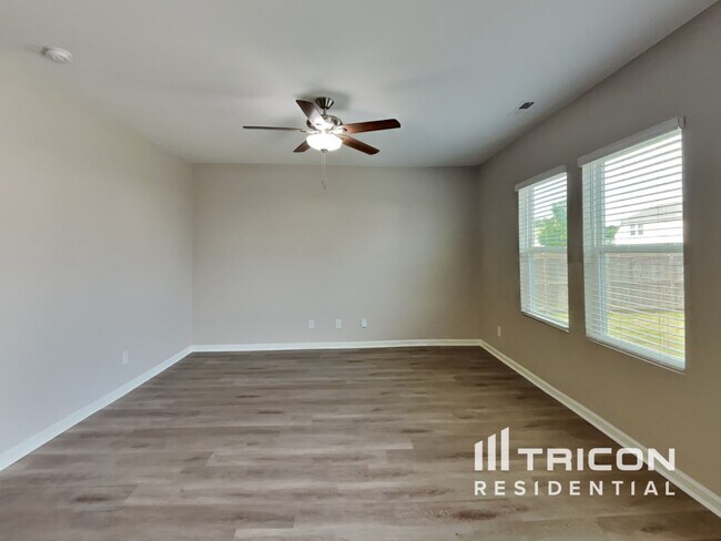 Foto del edificio - 209 Quincy Meadow Ave