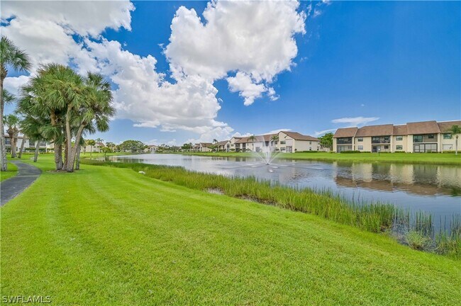 Building Photo - 8475 Charter Club Cir