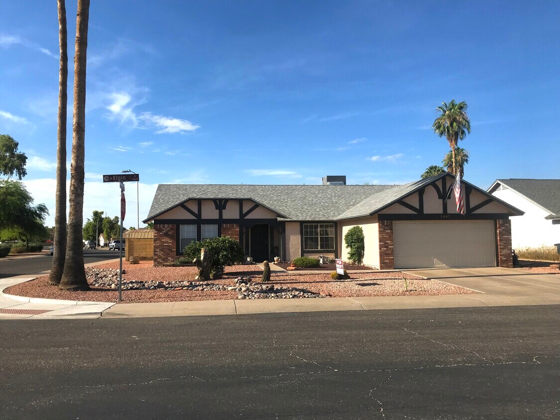 Front yard - 3607 W Elgin St (Chandler, AZ)