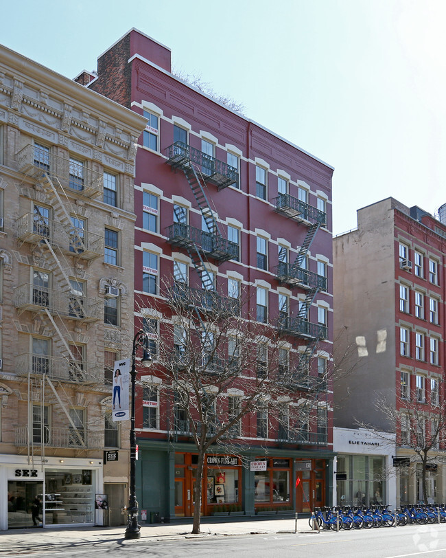Building Photo - 419-421 W Broadway