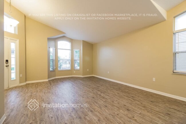 Building Photo - 14100 Yellow Wood Cir