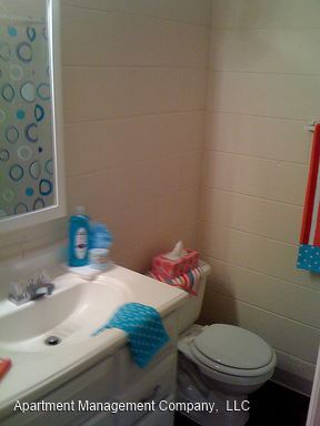 Foto del edificio - 2 br, 1 bath Apartment - 1540 4TH AVE