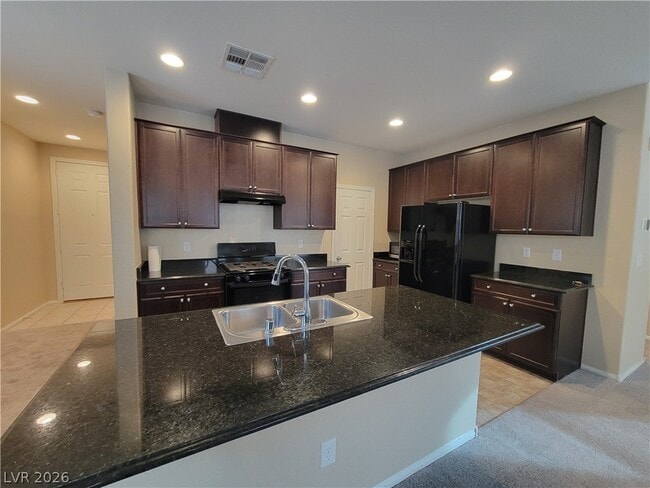 Foto del edificio - 3705 Catamount Creek Ave