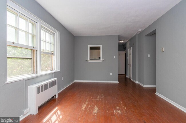 Building Photo - 734 North Ter